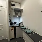 Cozy Studio In Paris 15Eme
