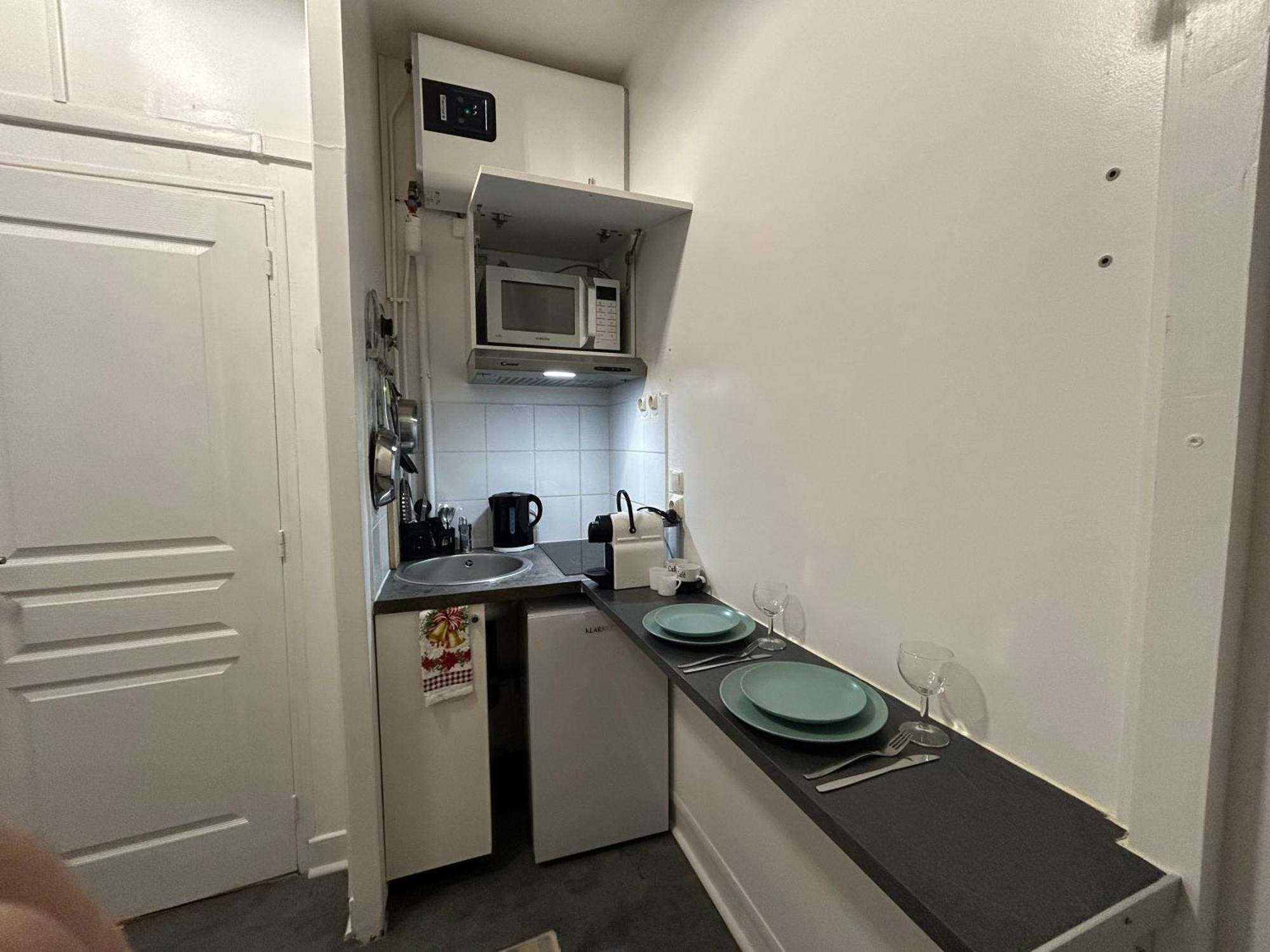 Apartment Cozy In 15eme Paris